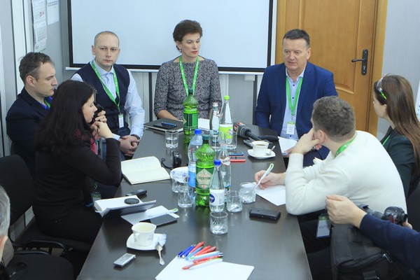 Десант прессы высадился на «Белинвестторг-Сплав», где пять лет назад, зимой 2013 года, была произведена первая плавка и в г. Белоозерске введен в строй действующий завод - 2